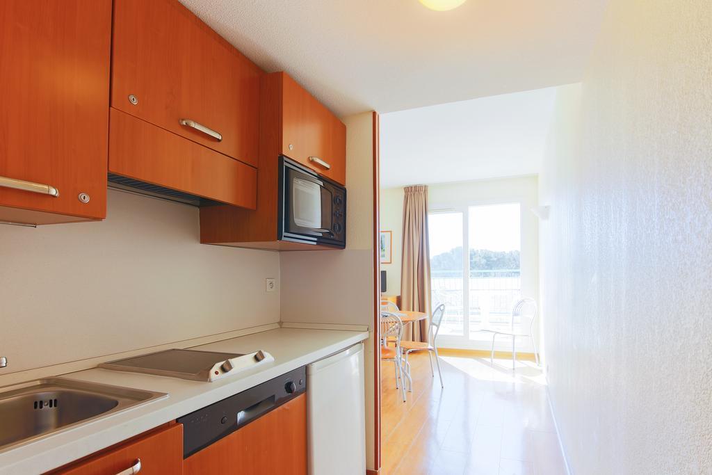 Inter-Hotel Sea Side Park วิลล์เนิฟ-ลูเบ ภายนอก รูปภาพ