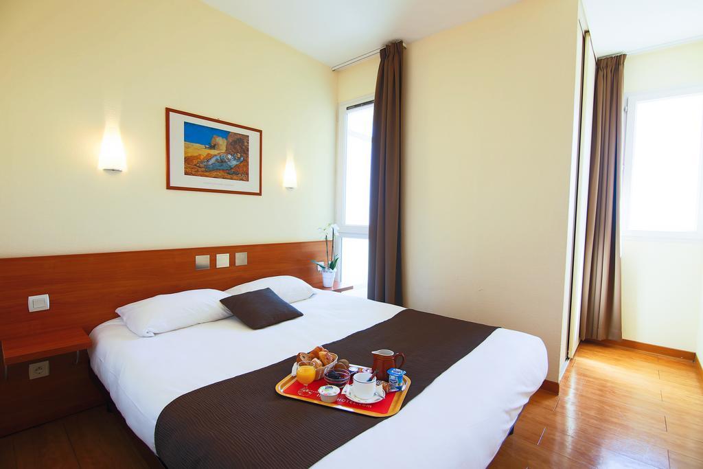 Inter-Hotel Sea Side Park วิลล์เนิฟ-ลูเบ ภายนอก รูปภาพ