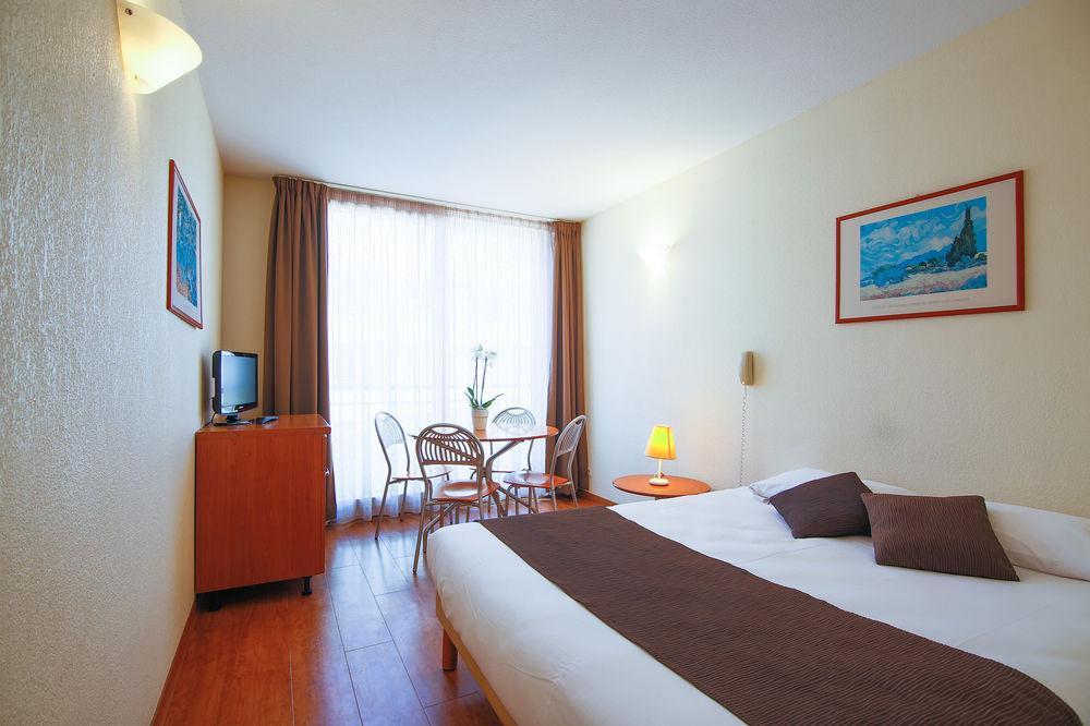 Inter-Hotel Sea Side Park วิลล์เนิฟ-ลูเบ ภายนอก รูปภาพ